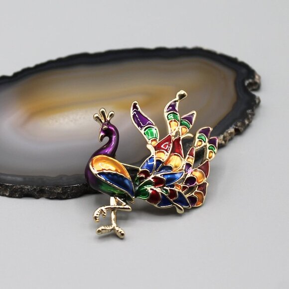 Peacock jewelry pin brooch elegant colorful yellow gold tone brand new beautiful - Picture 2 of 12